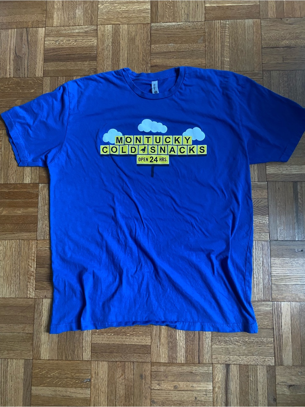 Rare Montucky Cold Snack Beer Waffle House Gas Station Sign Men's T Blue XL